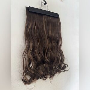 22” Clip-In Hair Extension Brown with Blonde Highlights Wavy | Volume Hairpiece